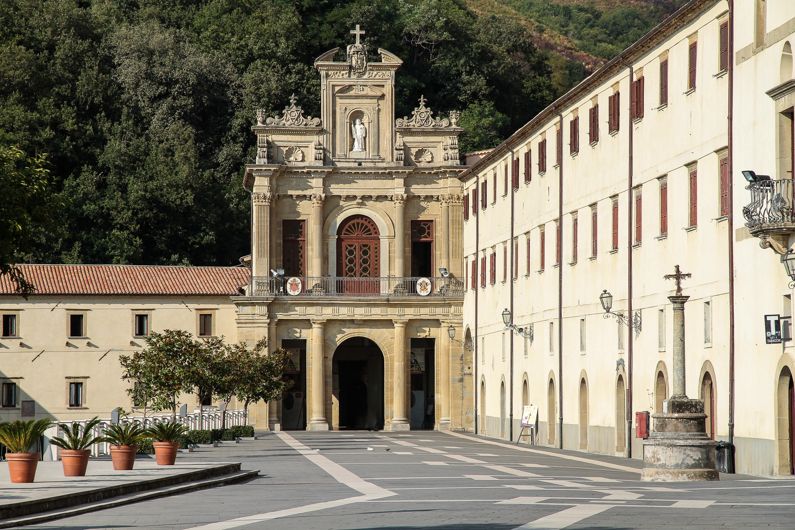 Paola | Cosa vedere in uno dei borghi più famosi della Calabria