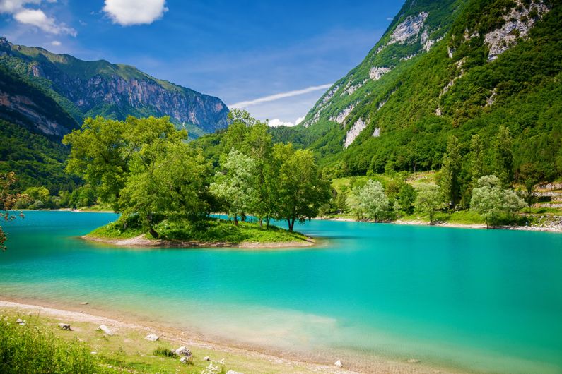 Cosa vedere vicino a Canale di Tenno | I luoghi più belli nei dintorni