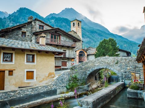 Cosa vedere a Chianale | Borghi Storici