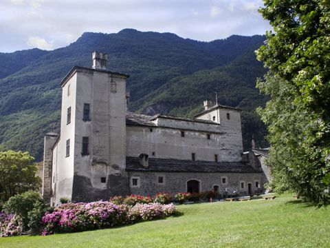 Cosa vedere a Issogne in valle d'Aosta | Borghi Storici